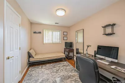 41 Eaton Road, Syosset, NY 11791 - Photo 17