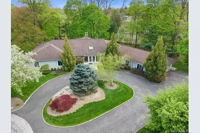 4 Mohican Trail, Scarsdale, NY 10583 - Photo 1
