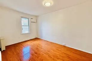2879 Harrington Ave, Bronx, NY 10461 - Photo 11