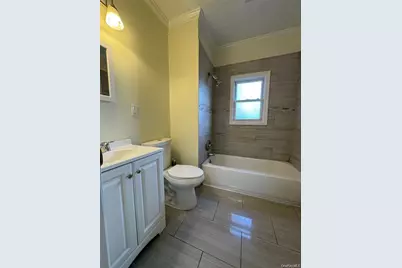 1361 Star Avenue, Elmont, NY 11003 - Photo 19