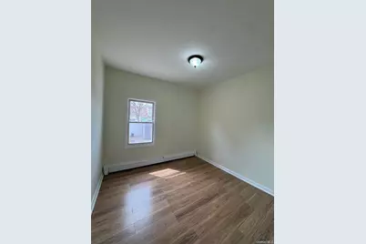 1361 Star Avenue, Elmont, NY 11003 - Photo 17