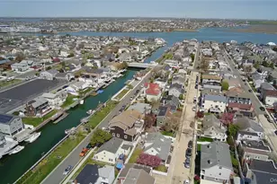 19 Armour St, Long Beach, NY 11561 - Photo 17