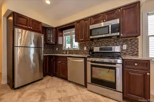 64 D Edgewater Park, Bronx, NY 10465 - Photo 7