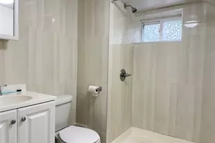 27-30 165th St, Flushing, NY 11358 - Photo 13