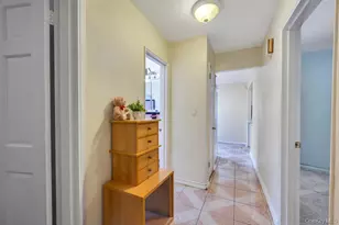 14 Cleaves Ave, Hempstead, NY 11550 - Photo 15