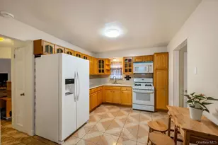 14 Cleaves Ave, Hempstead, NY 11550 - Photo 3