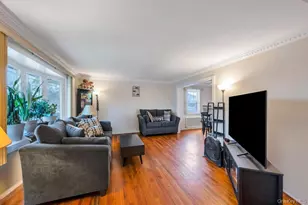 14 Cleaves Ave, Hempstead, NY 11550 - Photo 7