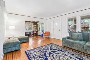 40 Hollywood Ct, Rockville Centre, NY 11570 - Photo 7
