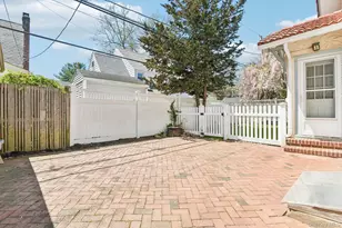 40 Hollywood Ct, Rockville Centre, NY 11570 - Photo 35