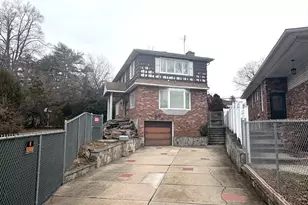 46-27 Overbrook St, Douglaston, NY 11362 - Photo 5