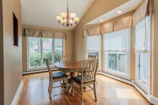 10 Irvinlee Pl, East Northport, NY 11731 - Photo 9