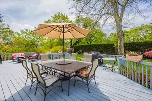 10 Irvinlee Pl, East Northport, NY 11731 - Photo 31