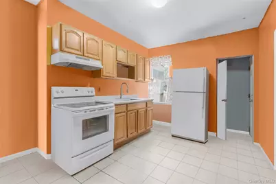 110 Beech Street, Yonkers, NY 10701 - Photo 3