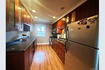 250 Beechwood Avenue #11B, Poughkeepsie, NY 12601 - Photo 3