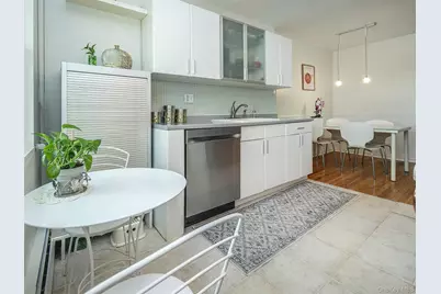 31U Madison Park Gardens #31U, Port Washington, NY 11050 - Photo 7