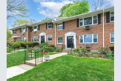 31U Madison Park Gardens #31U, Port Washington, NY 11050 - Photo 1