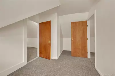419 S 4th Avenue, Mount Vernon, NY 10550 - Photo 17
