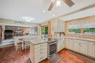 3 Avon Avenue, Port Jefferson Station, NY 11776 - Photo 7