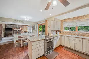 3 Avon Ave, Port Jefferson Station, NY 11776 - Photo 7