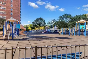 825 Morrison Ave, Bronx, NY 10473 - Photo 31
