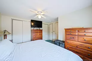 106 Holbrook Rd, Centereach, NY 11720 - Photo 17