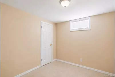 52 William Street, Brentwood, NY 11717 - Photo 15