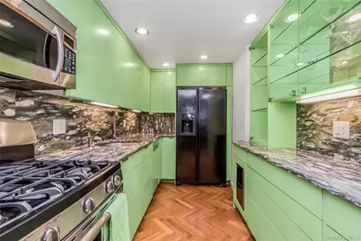 1155 Warburton Avenue #12S, Yonkers, NY 10701 - Photo 7