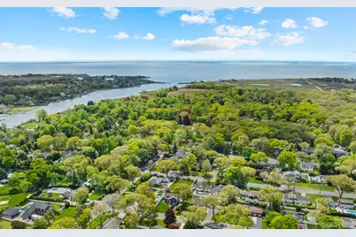 25 Bay 3rd Street, Islip, NY 11751 - Photo 33