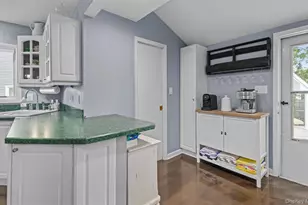 25 Bay 3rd St, Islip, NY 11751 - Photo 11