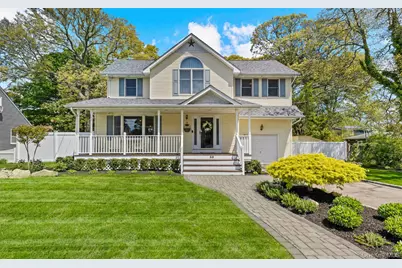 25 Bay 3rd Street, Islip, NY 11751 - Photo 1