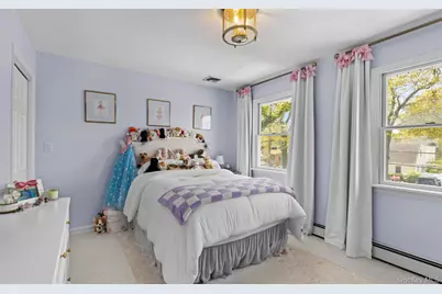 25 Bay 3rd Street, Islip, NY 11751 - Photo 17