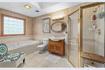 25 Bay 3rd Street, Islip, NY 11751 - Photo 15
