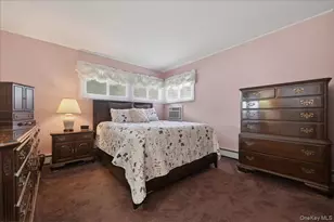 235 Twin Ln E, Wantagh, NY 11793 - Photo 19