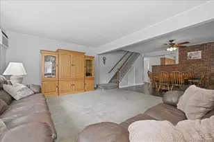 235 Twin Ln E, Wantagh, NY 11793 - Photo 17