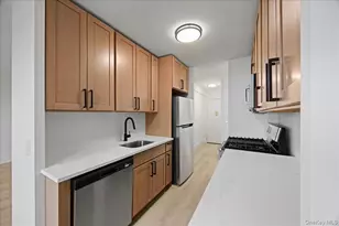 825 Morrison Ave, Bronx, NY 10473 - Photo 7