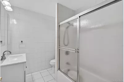 124 Sherwood Avenue, Yonkers, NY 10704 - Photo 37