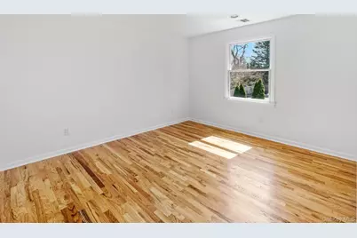 1871 Edwards Avenue, Calverton, NY 11933 - Photo 27