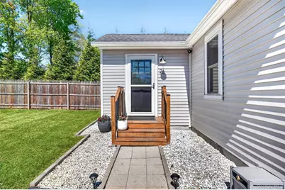 28 Eastern Parkway, Poughkeepsie, NY 12603 - Photo 3