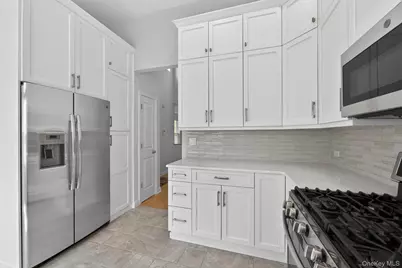 117 Winding Ridge Road, White Plains, NY 10603 - Photo 13