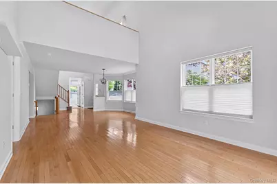117 Winding Ridge Road, White Plains, NY 10603 - Photo 7