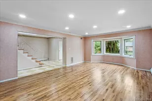 418 Old Courthouse Rd, Manhasset Hills, NY 11040 - Photo 17