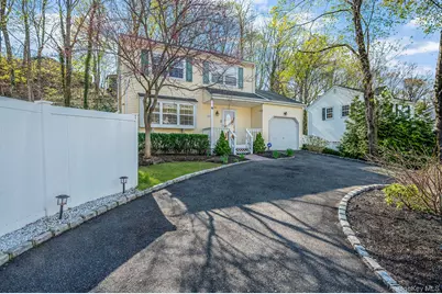 259 Spring Road, Huntington, NY 11743 - Photo 3