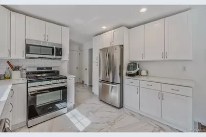 259 Spring Road, Huntington, NY 11743 - Photo 11