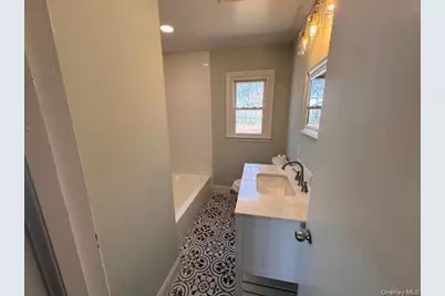 529 Elder Lane, Ronkonkoma, NY 11779 - Photo 21