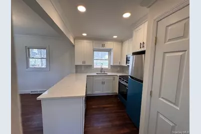 529 Elder Lane, Ronkonkoma, NY 11779 - Photo 13