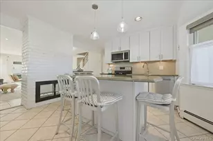 45 Horn Ln, Levittown, NY 11756 - Photo 9