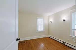 48 Thompson St, Newburgh, NY 12550 - Photo 11