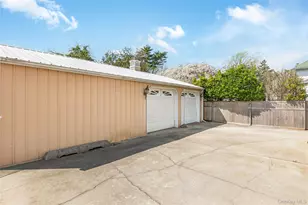 1018 Cottage Pl, Baldwin, NY 11510 - Photo 25