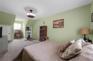 41 Cambridge Dr W, Copiague, NY 11726 - Photo 15