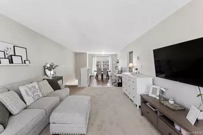 323 Hicksville Road #4, Bethpage, NY 11714 - Photo 5